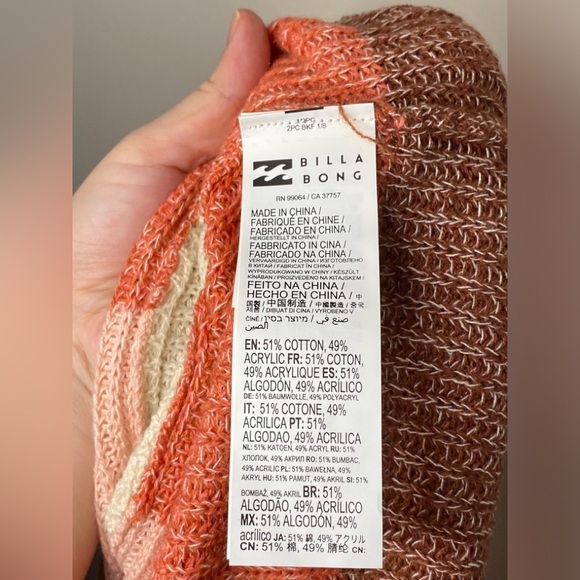 ✨ Host Pick ✨ Billabong Changing Tides Striped Sweater - Picture 9 of 9